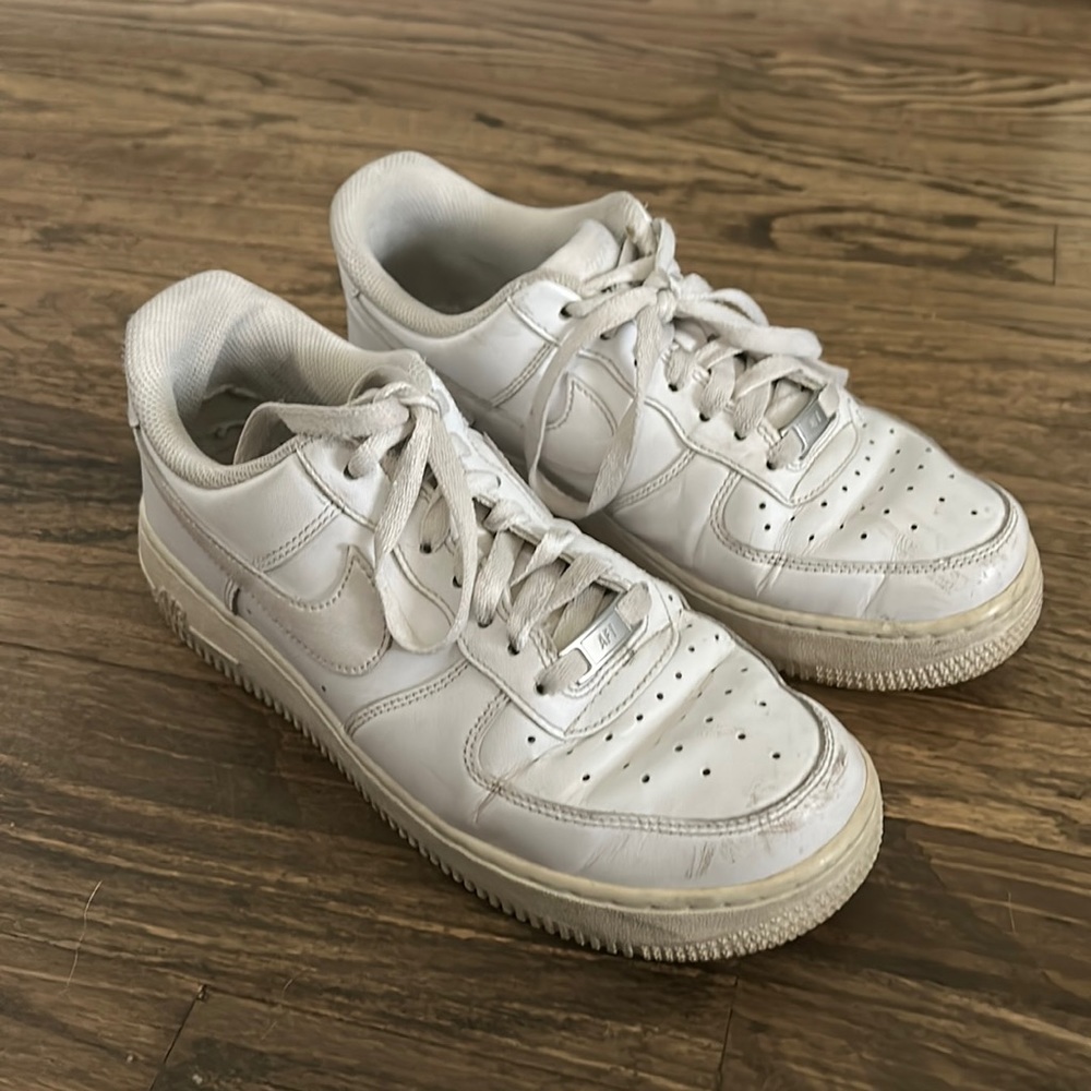 White Nike Air Forces